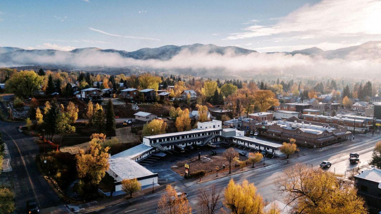 Western Lodge Steamboat Springs Exterior photo